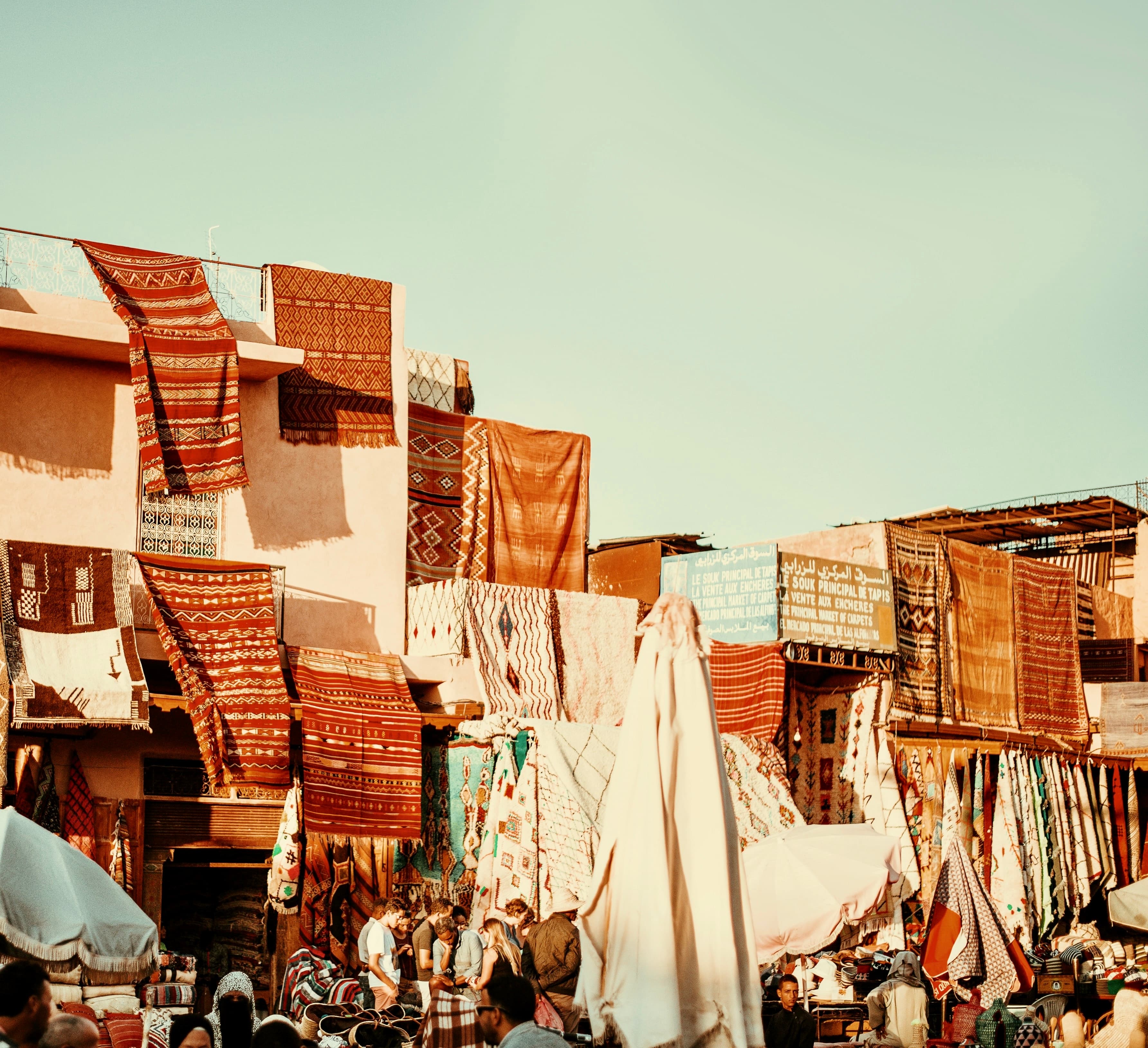 Morocco-rip-desert-local-shop2