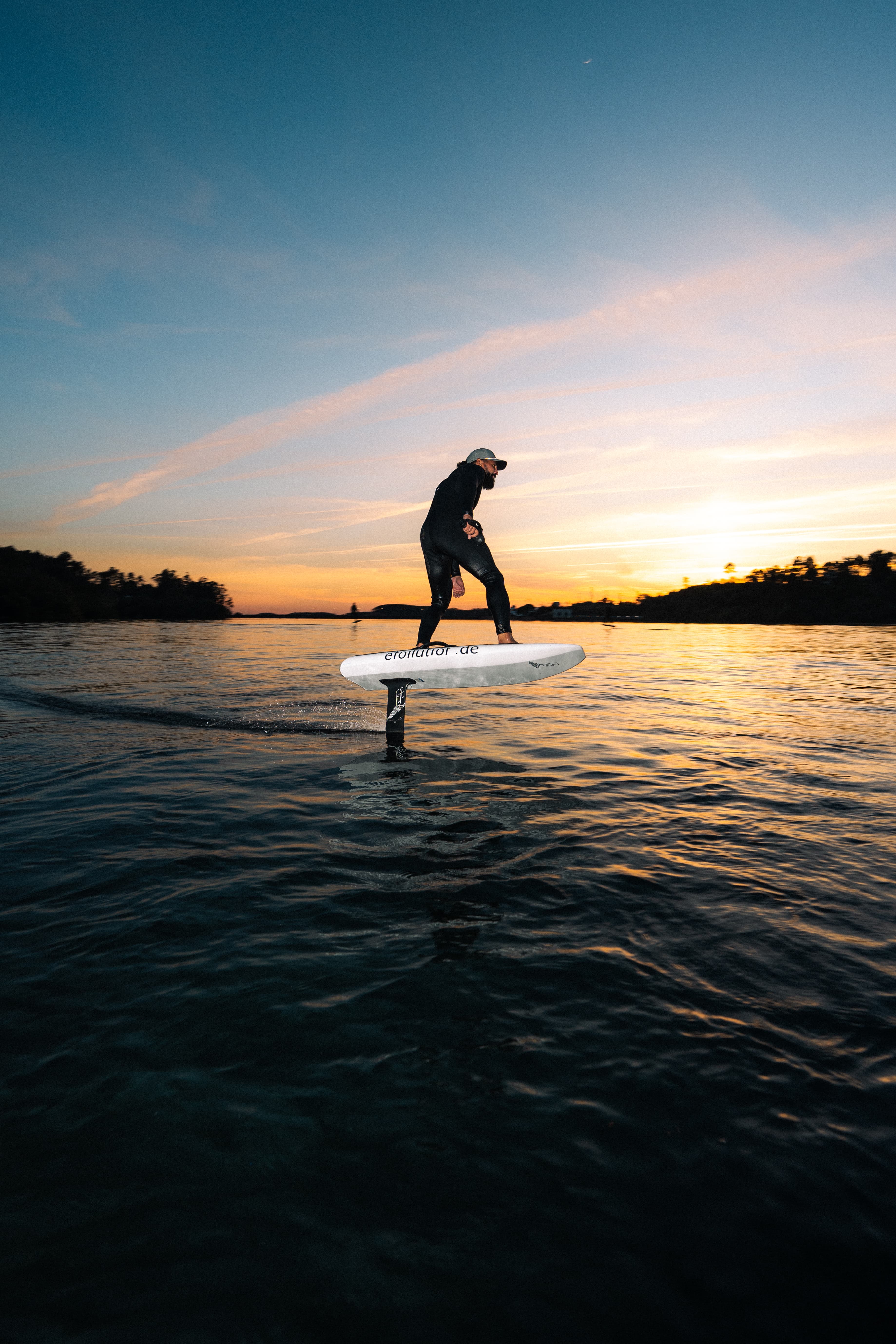 Portugal-efoil-trip-lake3