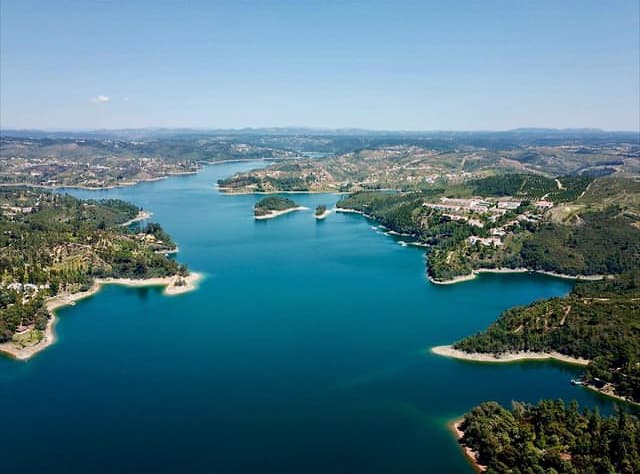 sunset-Portugal-Trip-efoil-smiles-lake-view